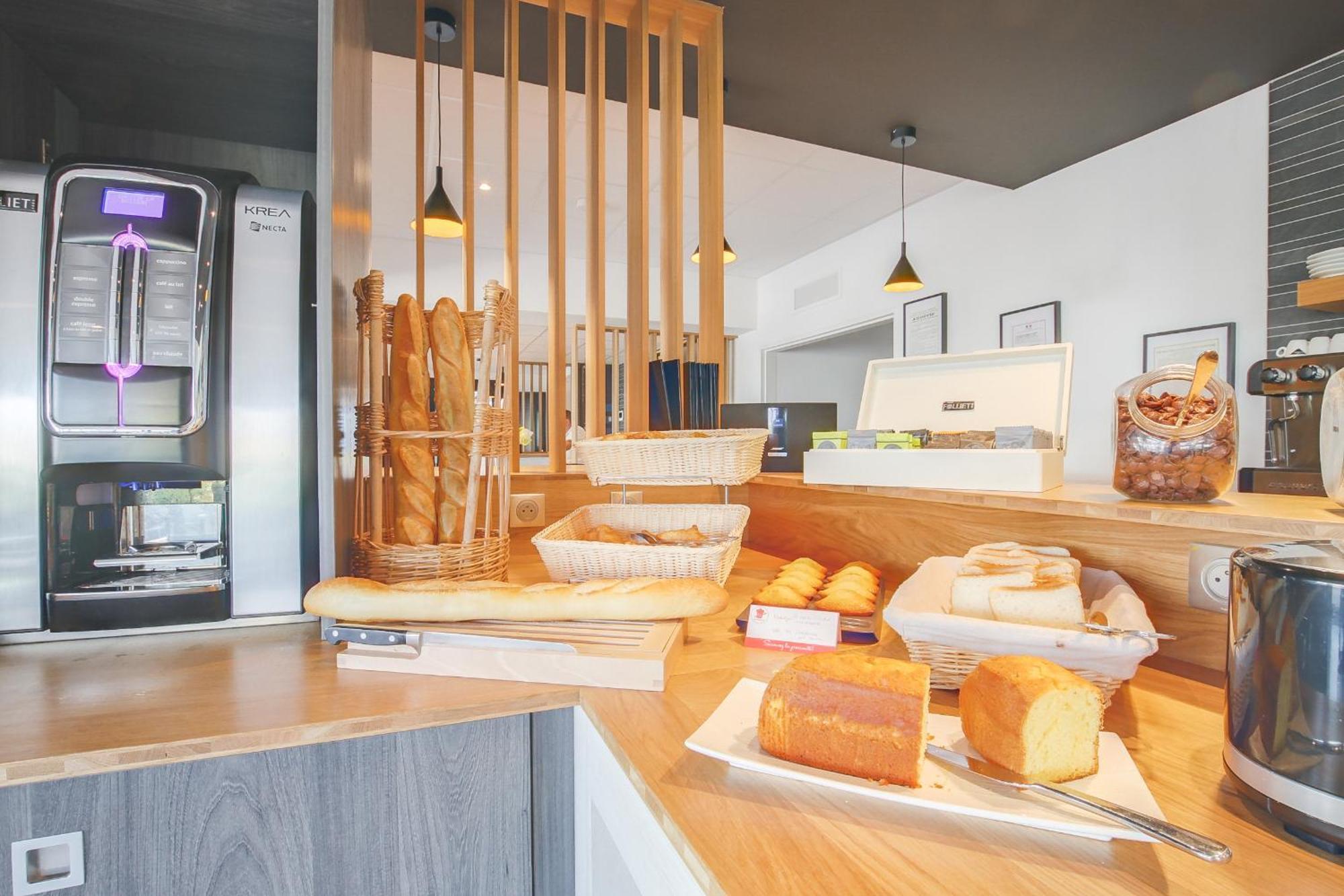Brit Hotel Reims La Neuvillette Eksteriør billede