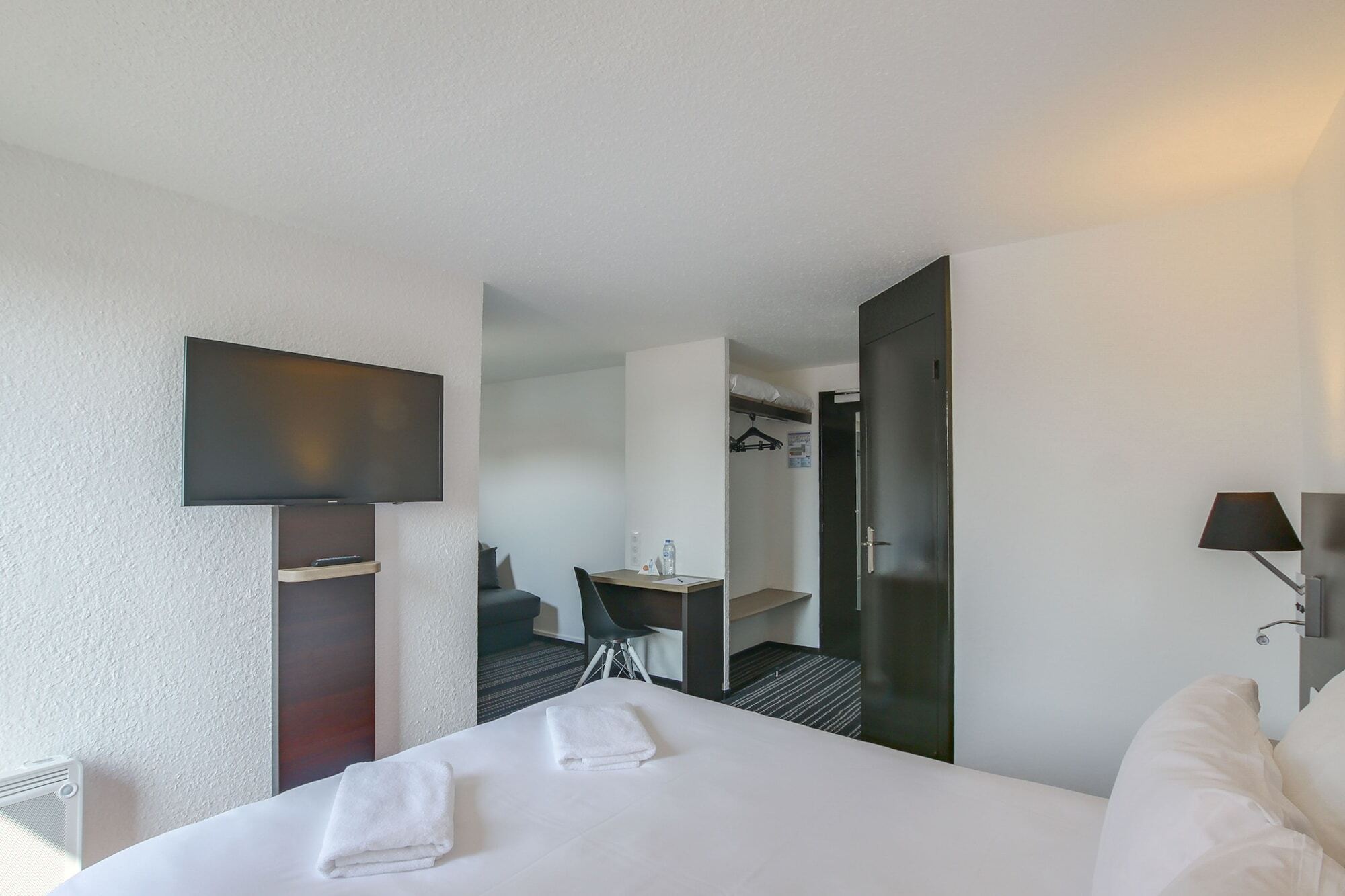 Brit Hotel Reims La Neuvillette Eksteriør billede